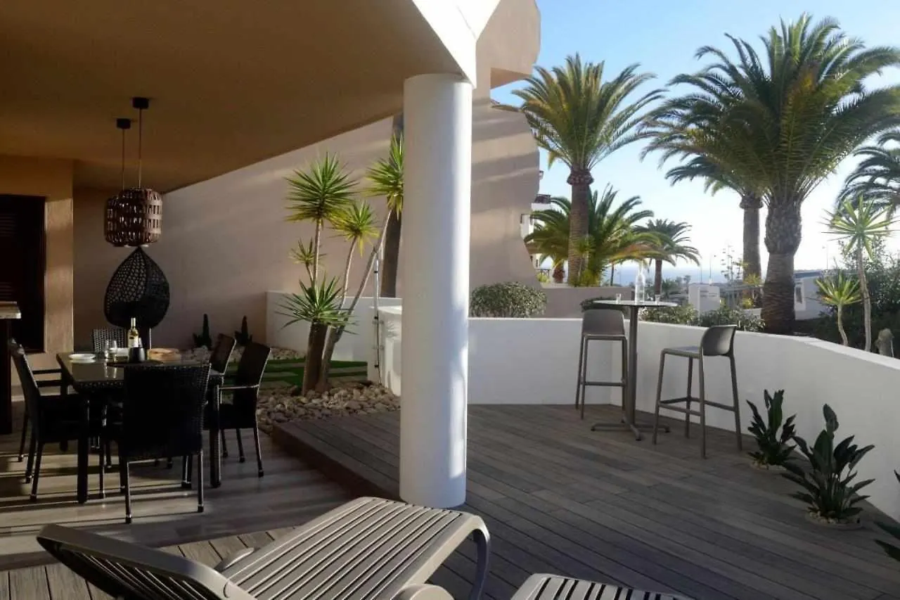 Apartamento De Diseno Con Espectacular Terraza 산미겔데아보나